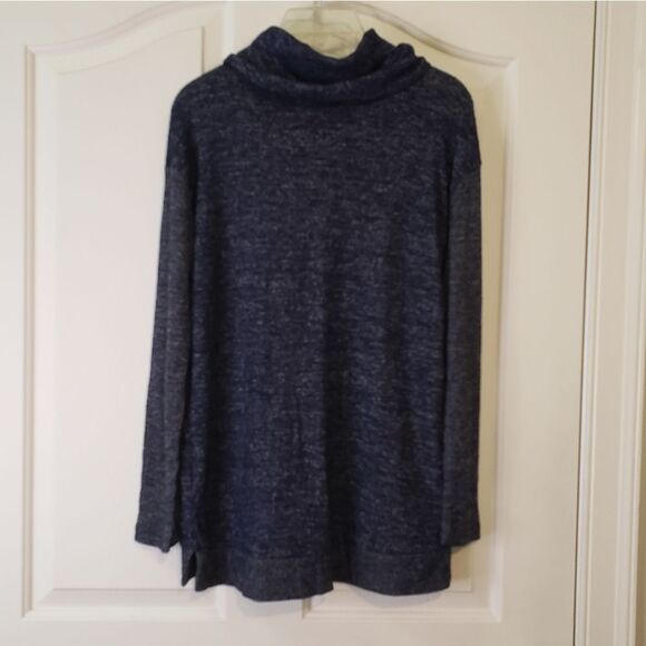 Gap Oversized Navy & Gray Top - Picture 5 of 6